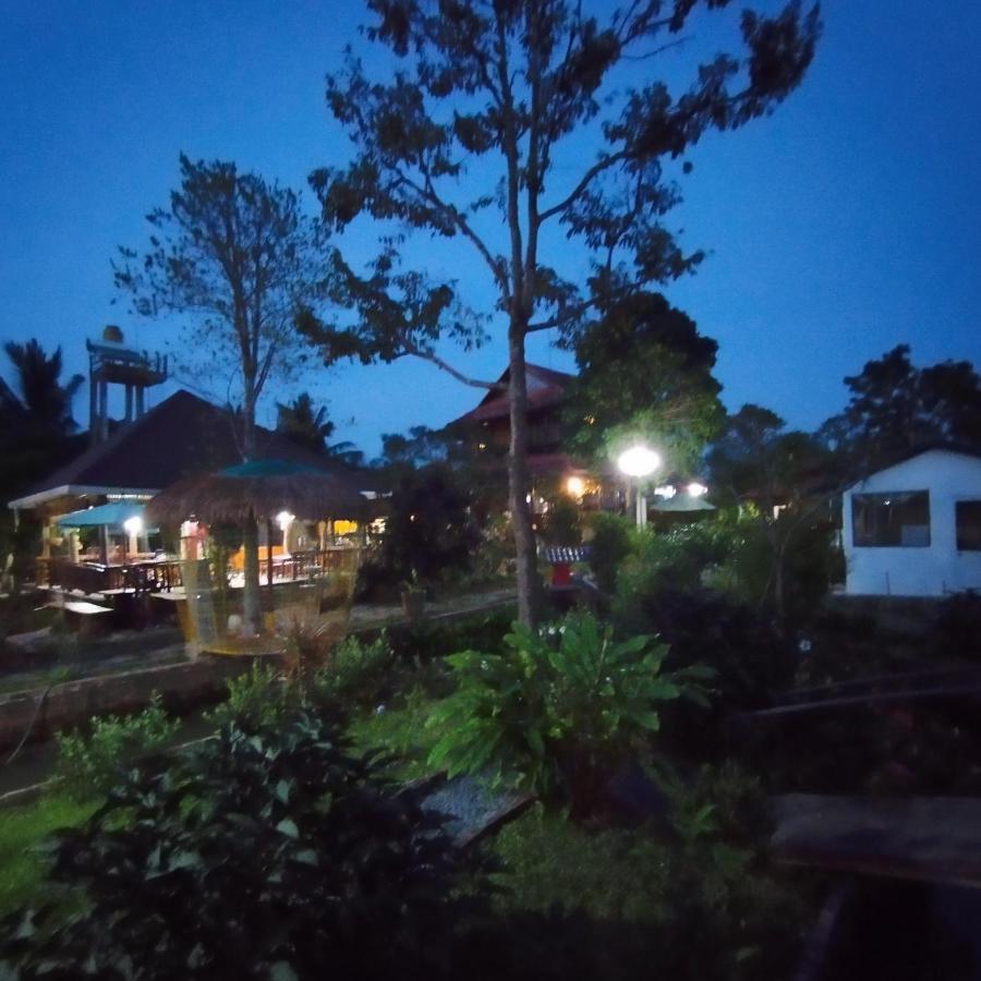 Brown House Resort Кантхо Экстерьер фото