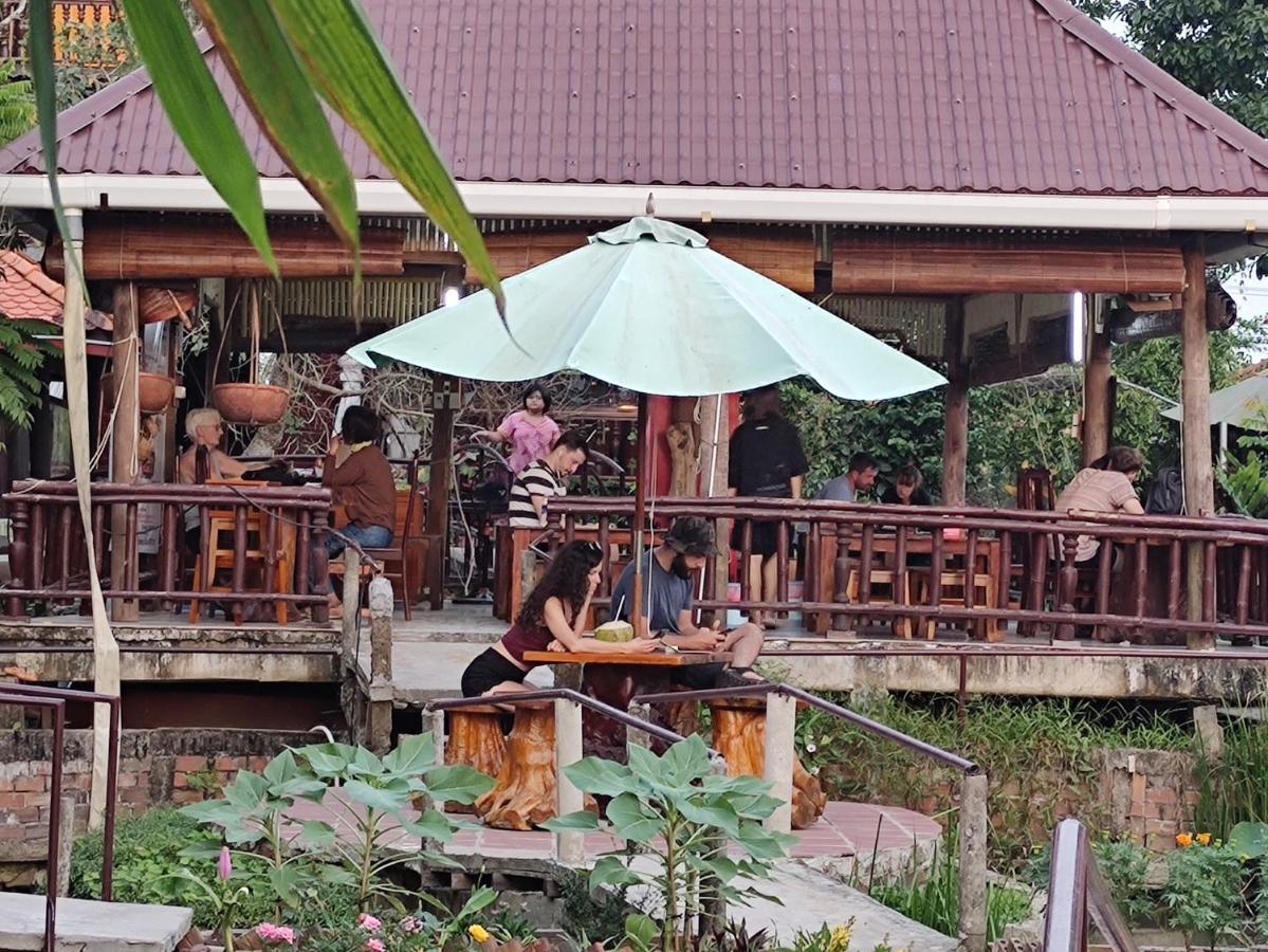 Brown House Resort Кантхо Экстерьер фото