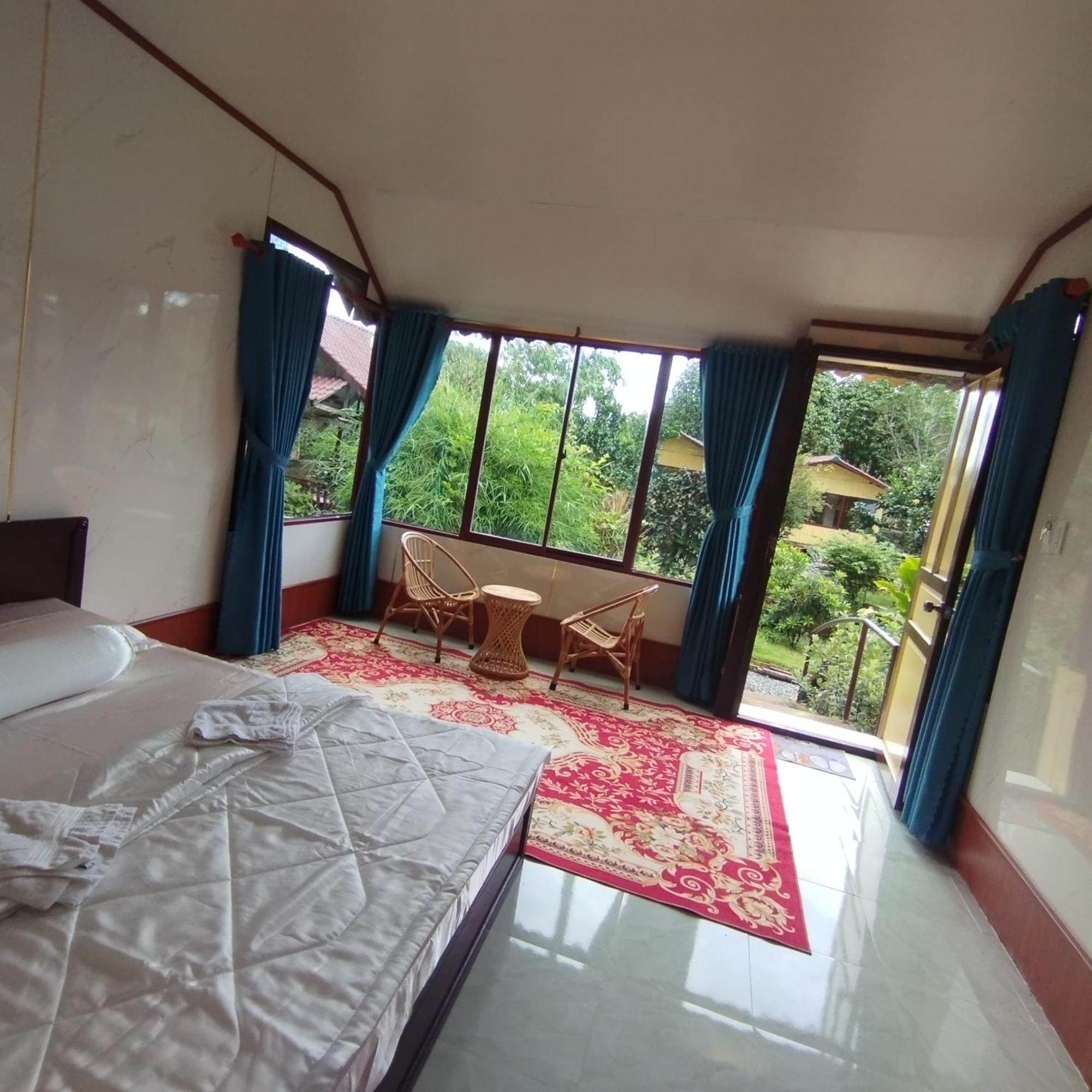 Brown House Resort Кантхо Экстерьер фото